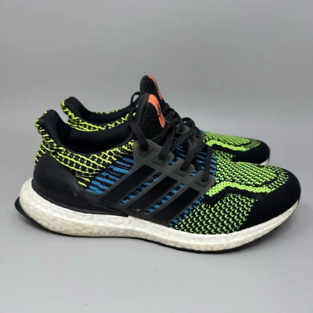Adidas Mens Ultra Boost 5.0 DNA GX4103 Green Running Shoes Sneakers Size 8